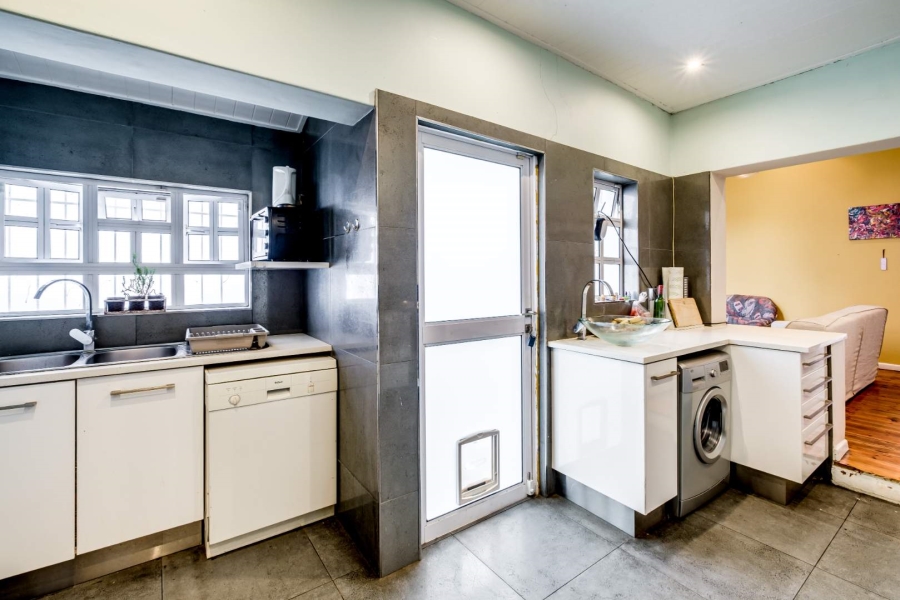 2 Bedroom Property for Sale in Observatory Western Cape
